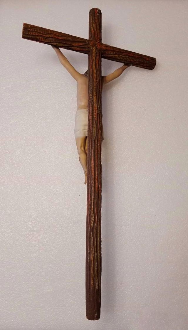 Antiguo Cristo crucificado Olot 78cm