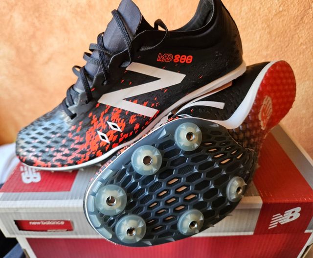 2 Pares Zapatillas new balance.