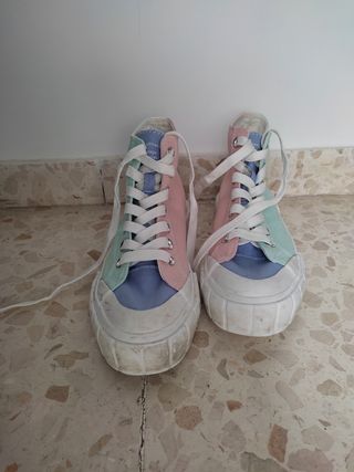 Botines colores tipo converse 
