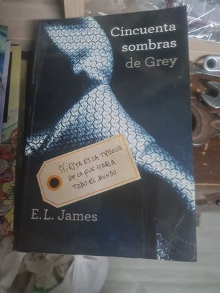 CINCUENTA SOMBRAS DE GREY