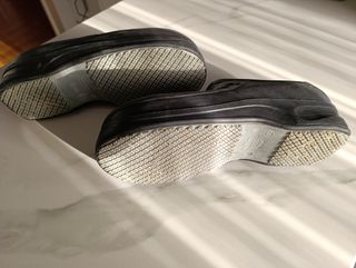 Zuecos cocina profesional unisex.