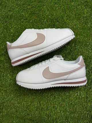 nike cortez 37.5