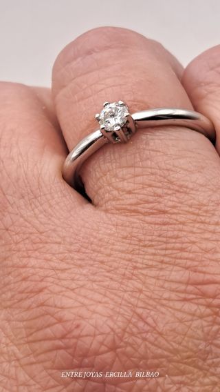Anillo solitario diamante