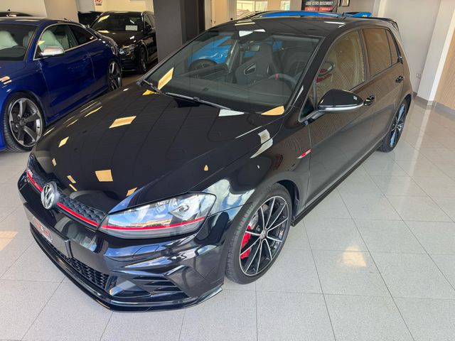 Volkswagen Golf GTI Clubsport con Backets