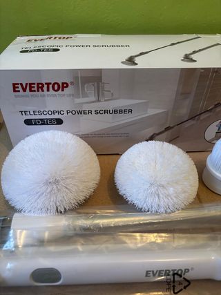 CEPILLO DE LIMPIEZA ELÉCTRICO