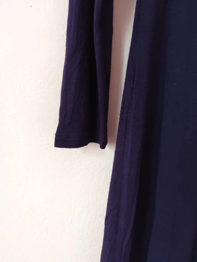 Abito maglia viola porpora svasato scollo V sera