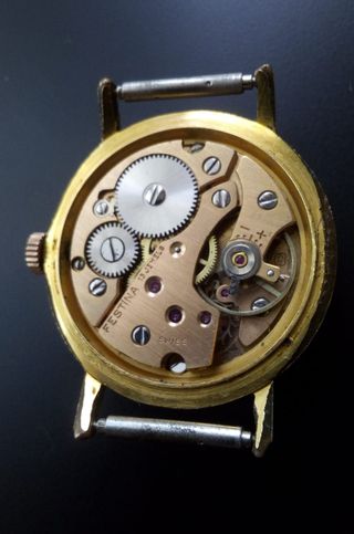 Reloj vintage de cuerda manual Festina
