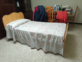 Cama completa.