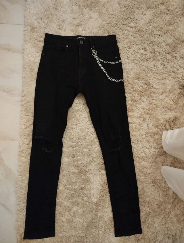 Pantalone con Catena