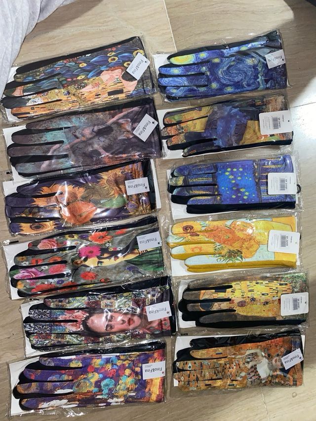 Guantes de cuadros famosos