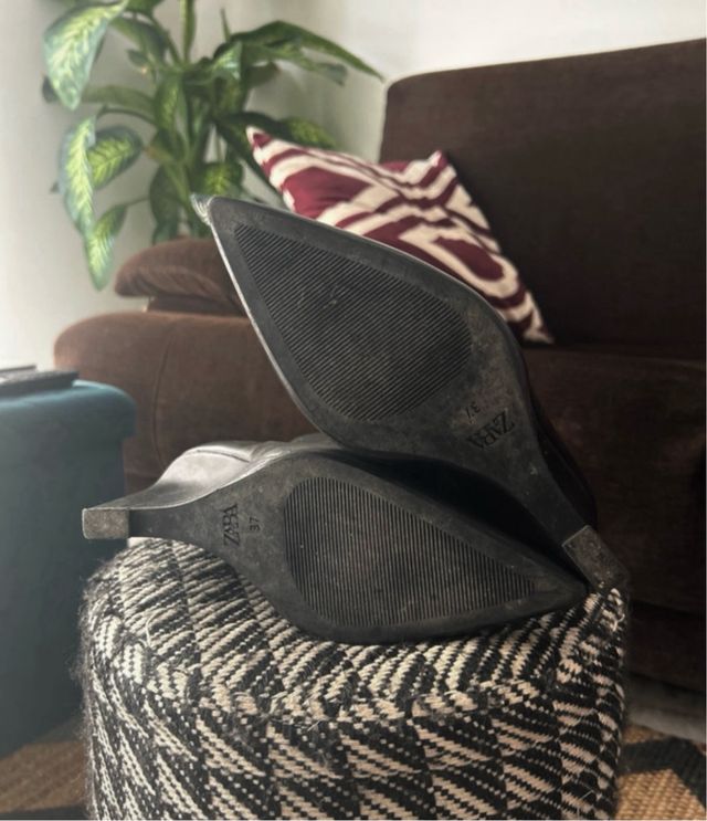 Botas com cunha Zara