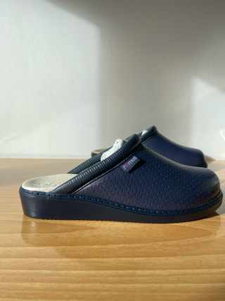 Zuecos sanitarios romus