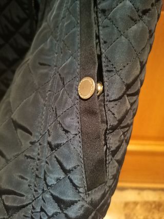 Chaleco está impecable.