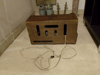 Vendo radio antigua de siglo XX