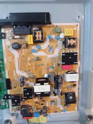 Despiece TV samsung UE43CU7172U