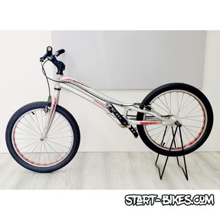 MONTY 207 KAMEL 中古 MONTY 207 KAMEL 中古車委託販売 : ヒューマンサイクルダイアリーズ