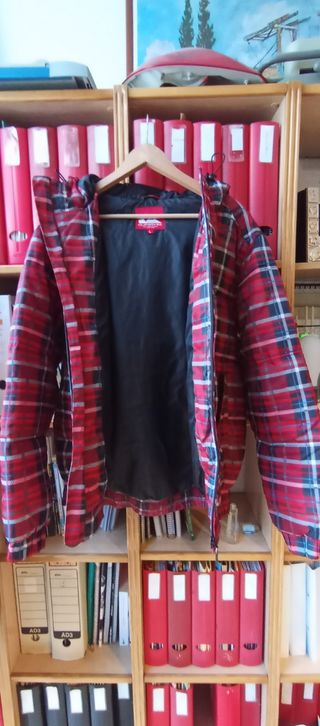 Anorak grueso Quiksilver. Talla L