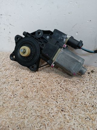 Motor elevalunas R56