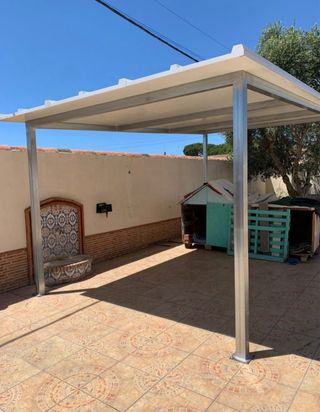 PERGOLAS, COCHERAS, PORCHES...