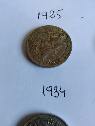 4 monedas de 25 céntimos