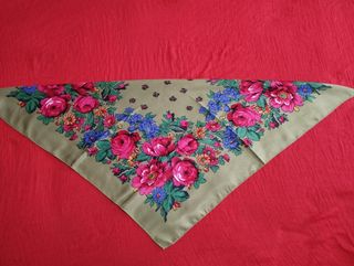 Pañuelo para cabeza, indumentaria reg