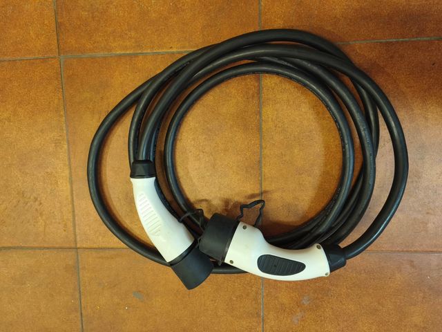 Cable carga  tipo 2.