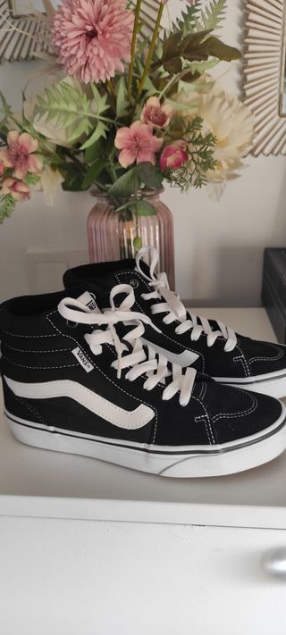 Vans núm. 36