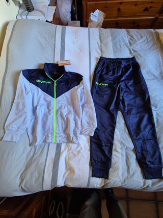 Chandal givova