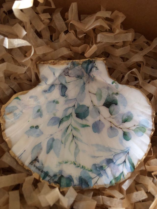 Platito concha de vieira decoupage