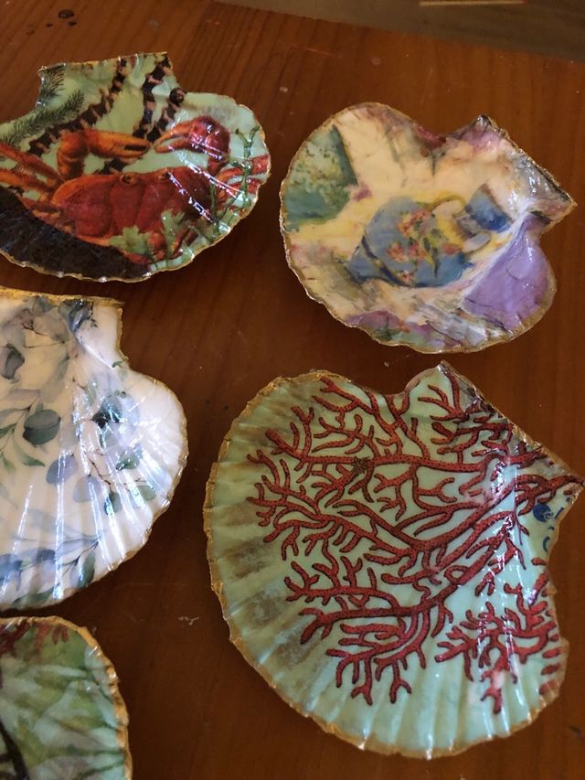 Platito concha de vieira decoupage