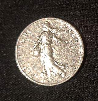 MONEDA FRANCESA MEDIO FRANCO 1/2 (1977)