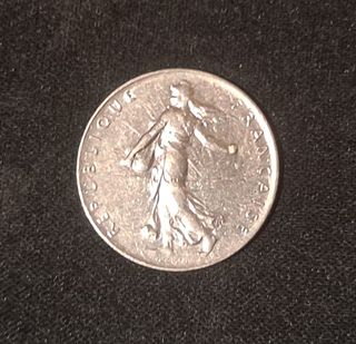 MONEDA FRANCESA 1 FRANCO (1976)