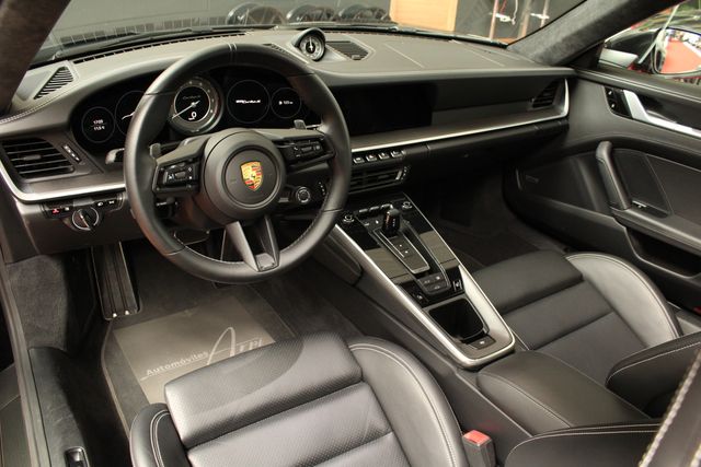 Porsche 911 2020