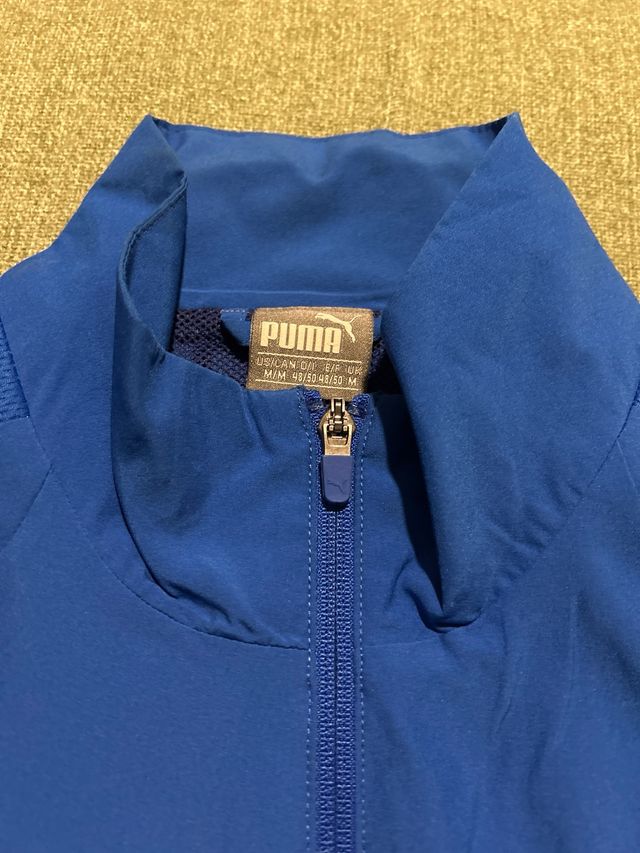 Chaqueta chandal Puma. Talla M.