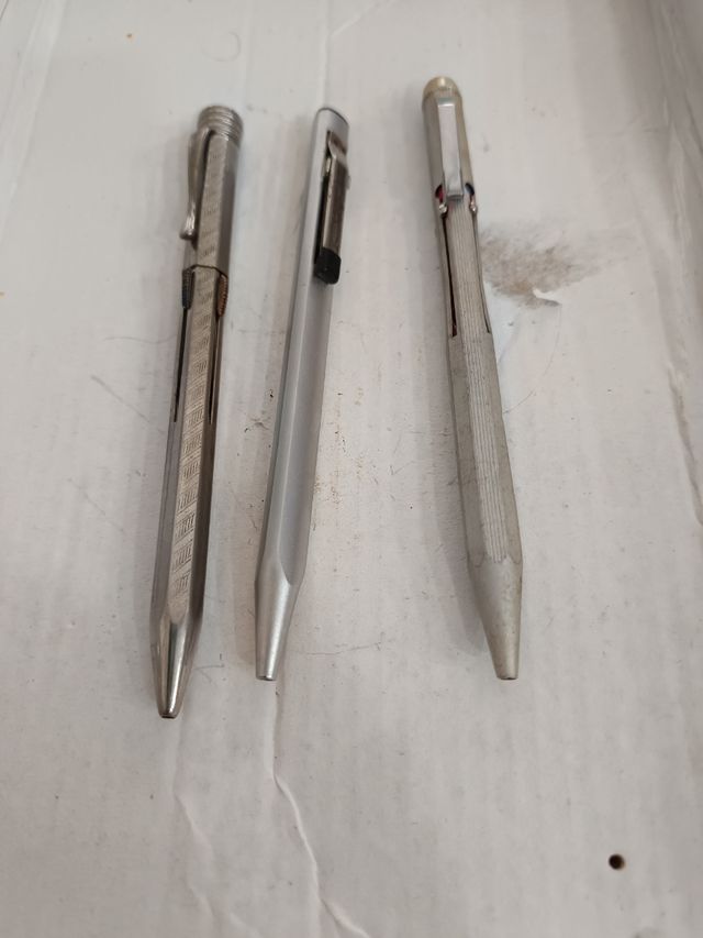 VECCHI PORTAMATITE E PENNE