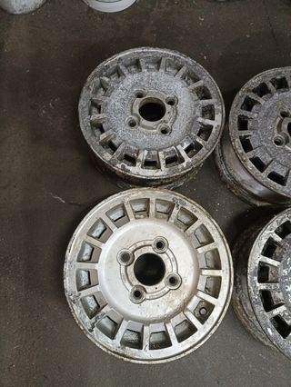Llantas 12"  Ford fiesta 
