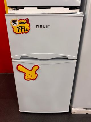 OFERTA, MINI-NEVERA CON CONGELADOR !!