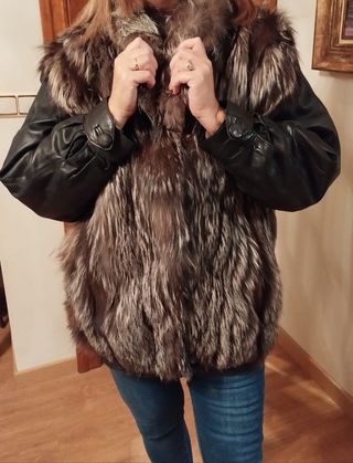 Abrigo tipo zorro en perfecto estado