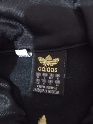 Chándal negro dorado adidas