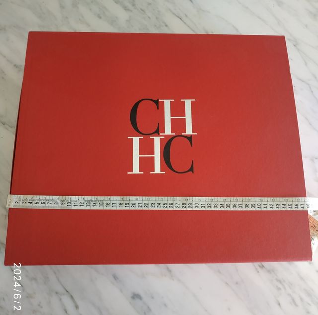 Cajas grandes Carolina Herrera