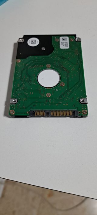 Disco duro 2.5" 250Gb SATA Hitachi HTS542525K9SA00