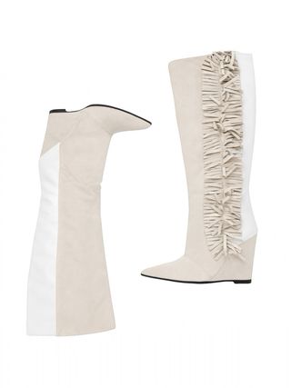 Nuevas. Botas altas blancas flecos con cuña