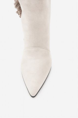 Nuevas. Botas altas blancas flecos con cuña