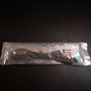 S-video 4-pin mini-DIN