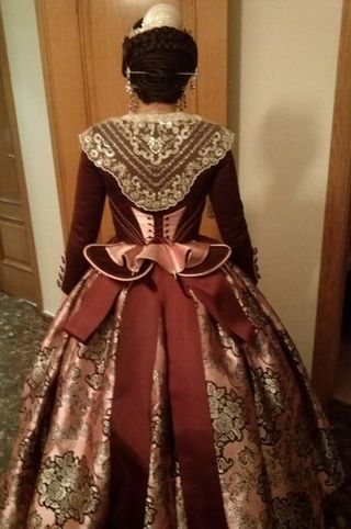 TRAJE FALLERA SIGLO XVIII 