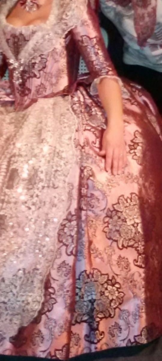 TRAJE FALLERA SIGLO XVIII