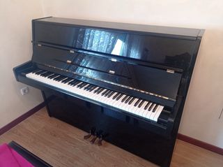 Piano de pared Yamaha 