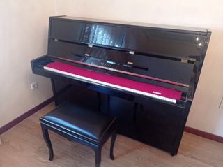Piano de pared Yamaha 