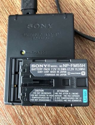 Cámara SONY Alpha 100 (kit completo)