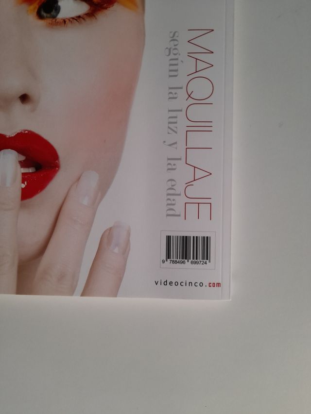 Maquillaje según la luz y la edad (Spanish Edition)